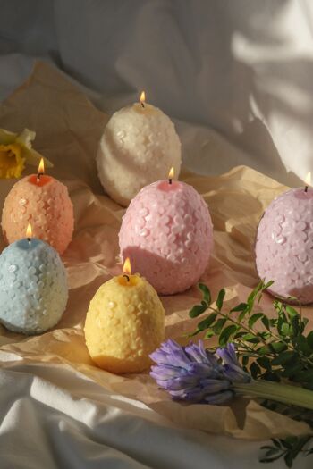 Bougies en forme d'œufs de fleurs - Décoration de Pâques 2