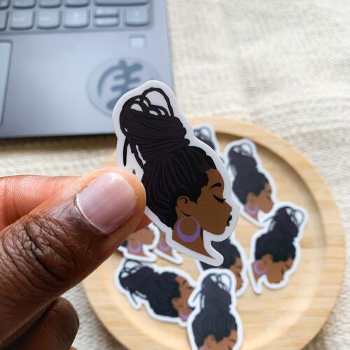 Sticker| Schwarzes Mädchen mit Dreadlocks