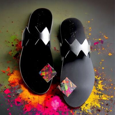 Sandalo estivo ultratrend minimalista realizzato a mano con anello in punta per donna: rombo multicolore