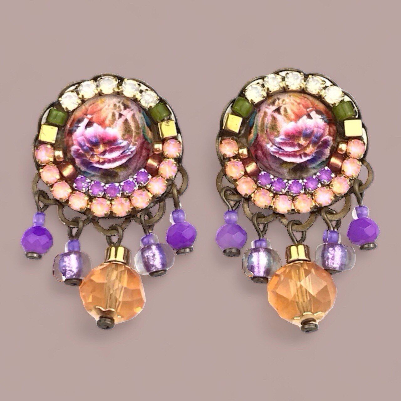 TROPISCHE KRISTALL-OHRRINGE im Knopfstil