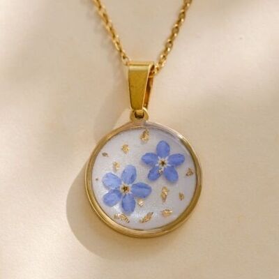 Natural Myosotis flower necklace Gold stainless steel with golden leaf glitter