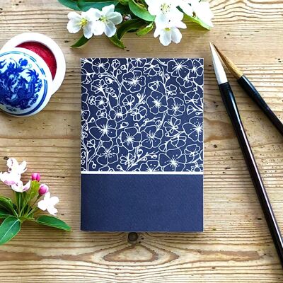 Cuaderno A6 CERISTER de Japón - 48 páginas en blanco - Papelería floral japonesa