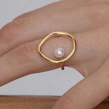 Bague ligne ovale simplicité minimaliste avec perle d'eau douce - Or vermeil 8