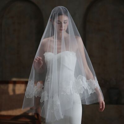 Velo da sposa elegante con grandi fiori in pizzo e copertura per il viso - Stirare prima dell'uso