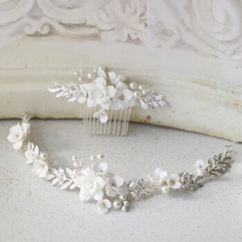 Épingle à cheveux + bandeau de mariée fleurs blanches en céramique faites à la main avec feuilles d'argent 1