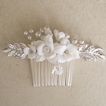 Épingle à cheveux + bandeau de mariée fleurs blanches en céramique faites à la main avec feuilles d'argent 9