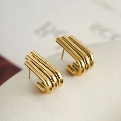 Pendientes minimalistas de oro en forma de U de diseño único
