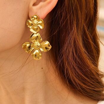 Boucles d'oreilles pendantes à grandes fleurs doubles au look audacieux, or et argent 5