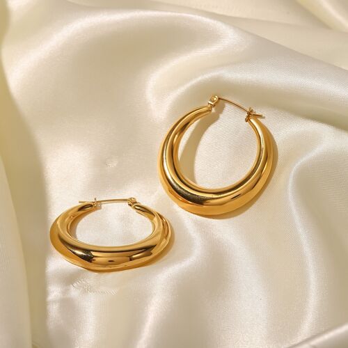 Chic Golden Hoop Earrings - New Moon Form