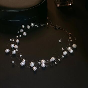 Étoiles nacrées - Collier de mariée en perles d'eau douce baroques ligne transparente 6