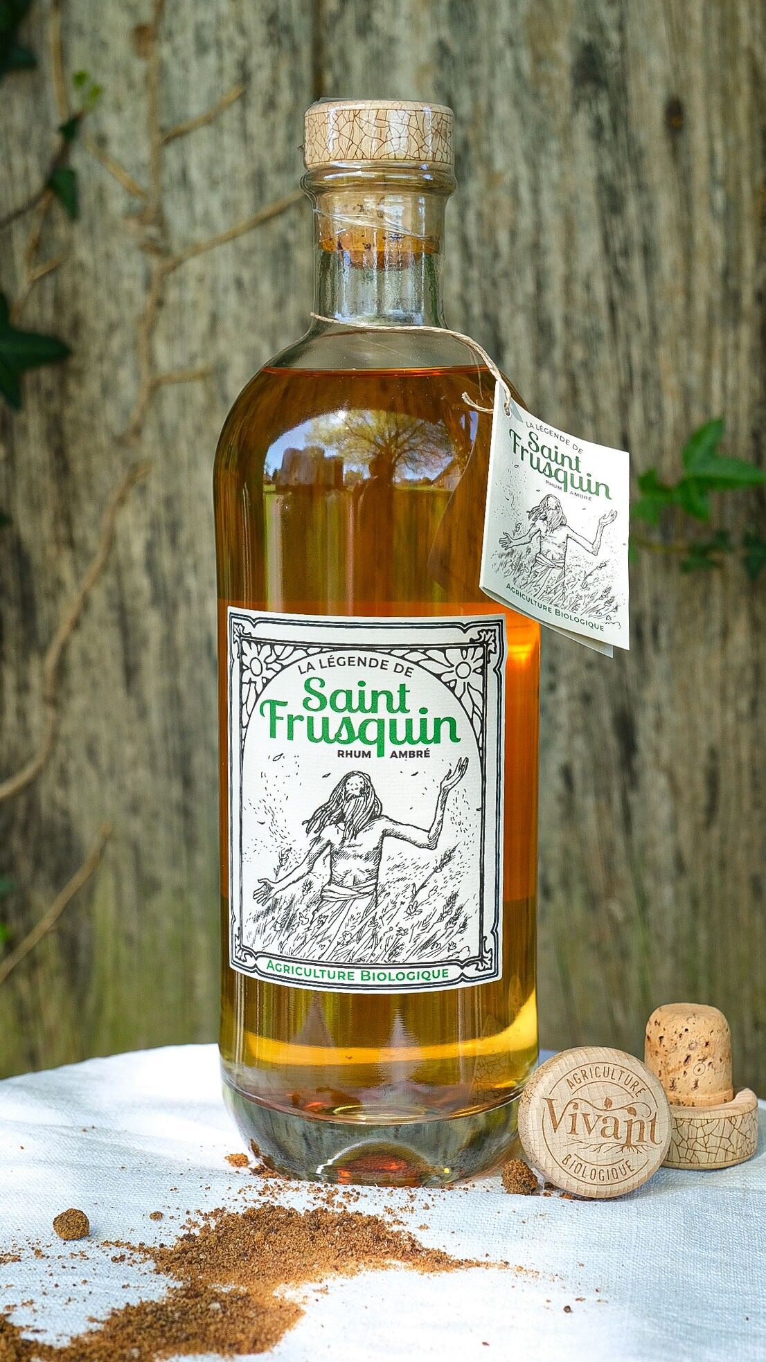 RUM FRANCESE AMBRATO BIOLOGICO - LA LEGGENDA DI SAINT-FRUSQUIN - 40% vol. -70cl