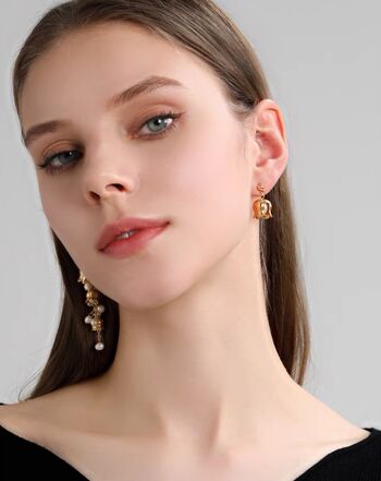 Boucles d'oreilles pendantes asymétriques en perles Lily of the Valley - Design de fleur de Muguet d'inspiration vintage - Or et Argent 8