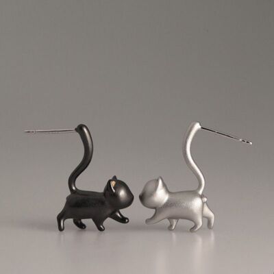Clous d'oreilles ludiques au design unique en forme de chat mignon - Argent et noir