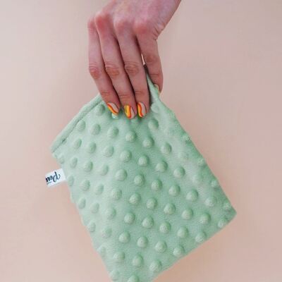 Magic gloves (make-up removers)