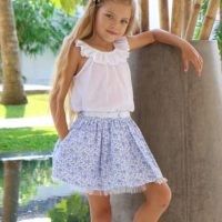 Gonna estiva da bambina | tessuto bianco con stampa cachemire blu | GRAZIA