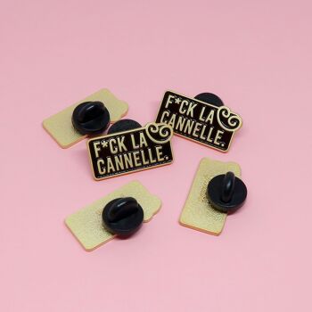 Pin's "F*ck la cannelle" - pâtisserie biscuit alsace gastronomie noël bredele 3