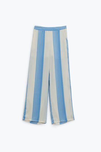 Pantalon en satin crème à rayures verticales bleu clair 1