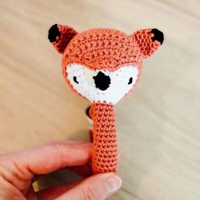 Crochet fox rattle compliant with CE standard