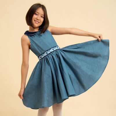 Girl spinning dress | light blue | with Peter Pan collar | HEPBURN