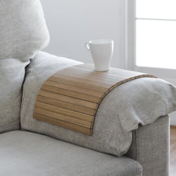 plateau en bois souple qui s'adapte au bras de votre canapé - DETRAY ROBLE 1