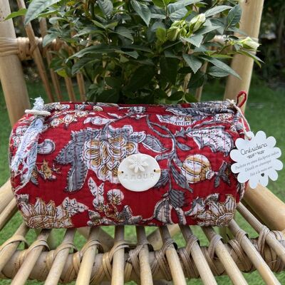 Small pouch in quilted Indian blockprint fabric with ceramic decorations