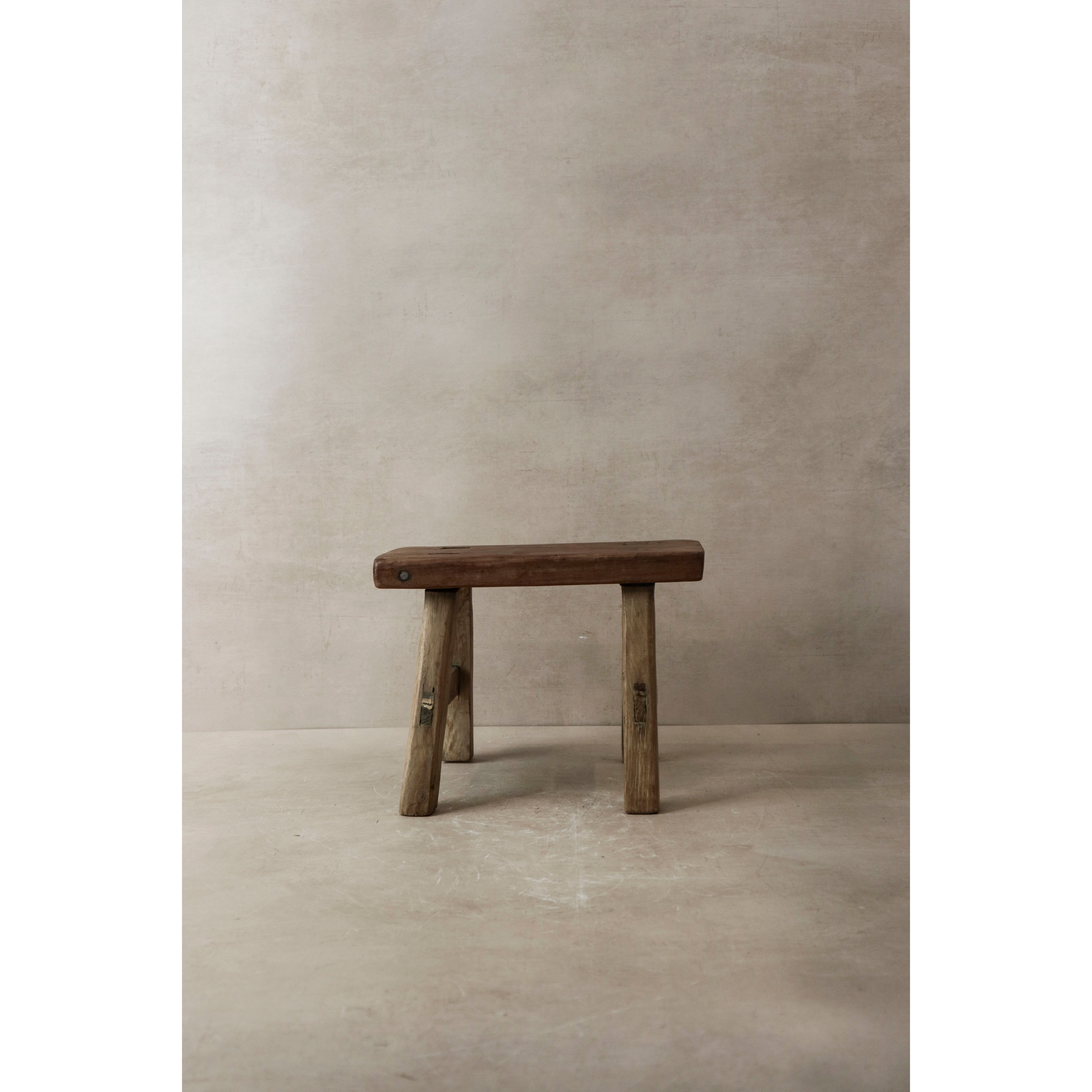 Tabouret rustique vintage en bois d'orme - Petit - No 4