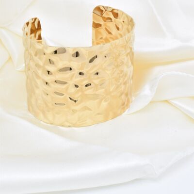 Hammered effect bangle bracelet in gold-tone stainless steel - BR110260OR