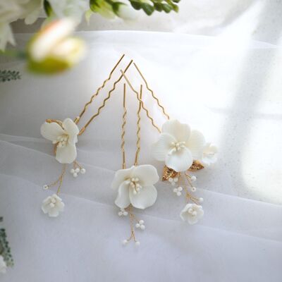 Épingles à cheveux de mariée en céramique à fleurs blanches faites à la main-Un ensemble de 3-Or et Argent