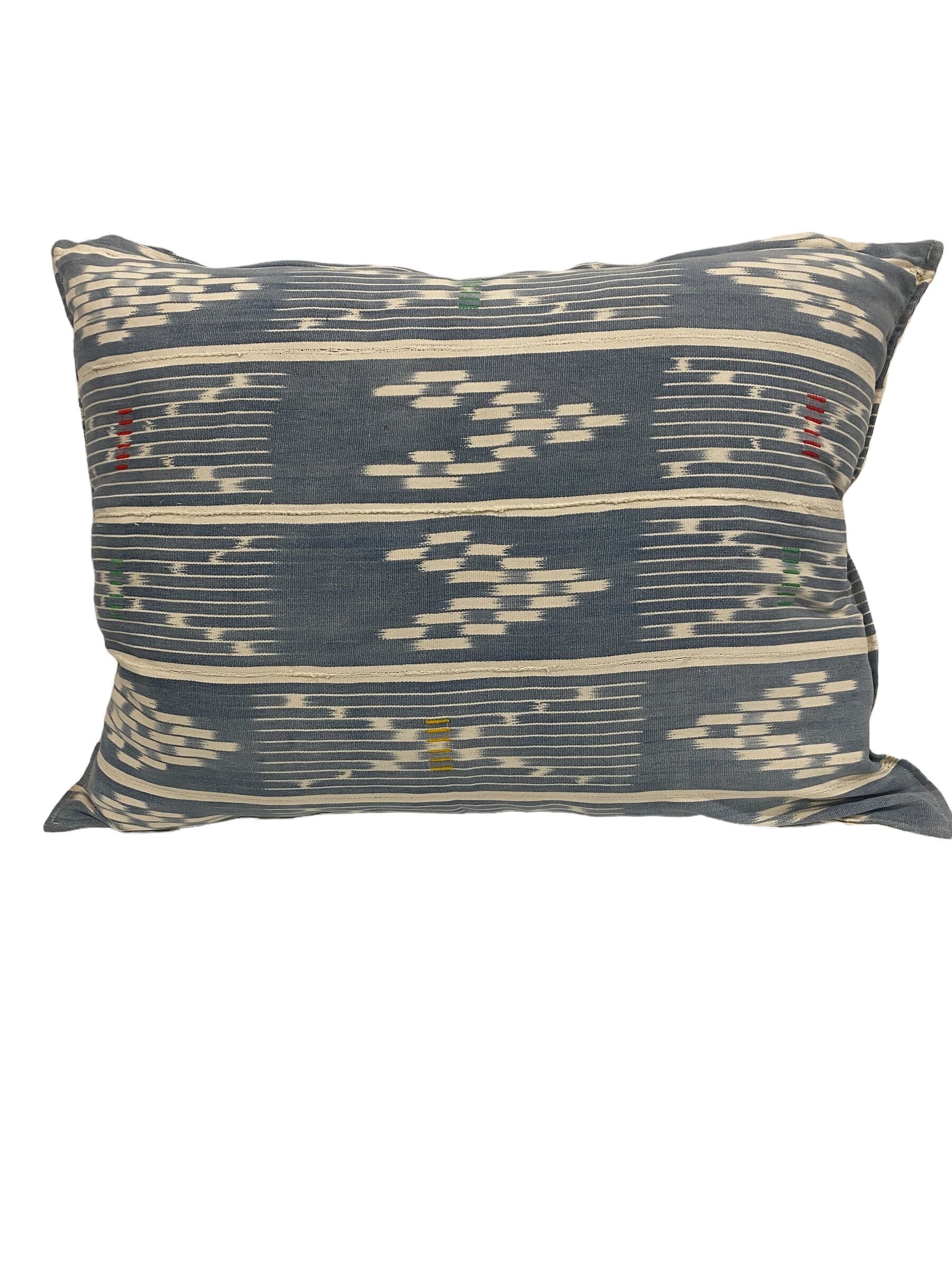 Coussin en tissu Baoulé - (184.7