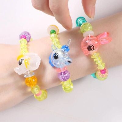 Magic Animal Bracelet: Elastic and creative