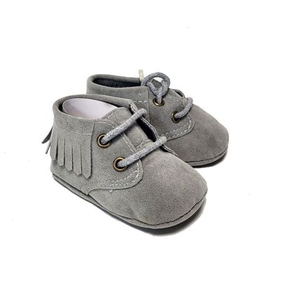 Grey vegan baby shoes with fringes