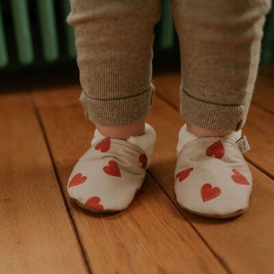 RED HEART WINTER slippers