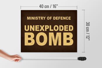 Panneau en bois indiquant un panneau non explosé du ministère de la Défense, 40x30cm 4