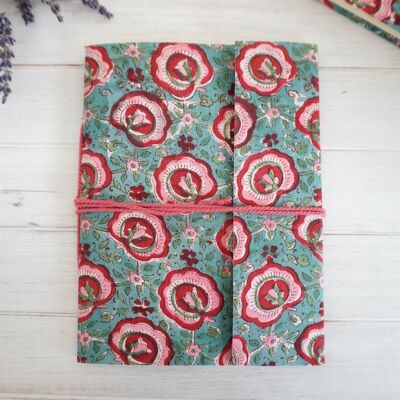Notebook covered in fabric "Vera"