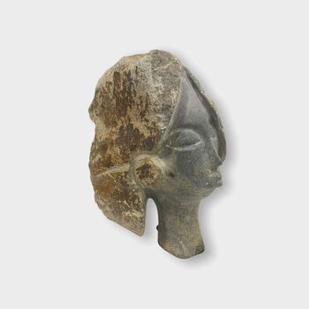 Sculpture tête en pierre par Rizimu Chiwawa Zimbabwe (3006) 2