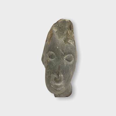 Sculpture tête en pierre par Rizimu Chiwawa Zimbabwe (3010)