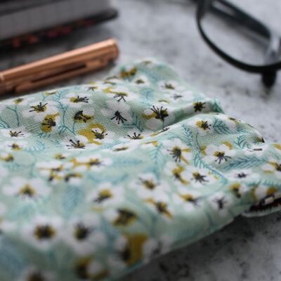 Edna mint foliage glasses case