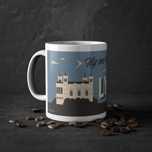 MUG FLY ME TO LYON RETRO