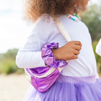 Le sac banane metallique violet