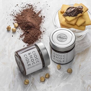 Crème à Tartiner "Ciocc&Noisettes" - Crème à tartiner artisanale au Chocolat Noir et Noisettes du Piémont - 250 gr 3