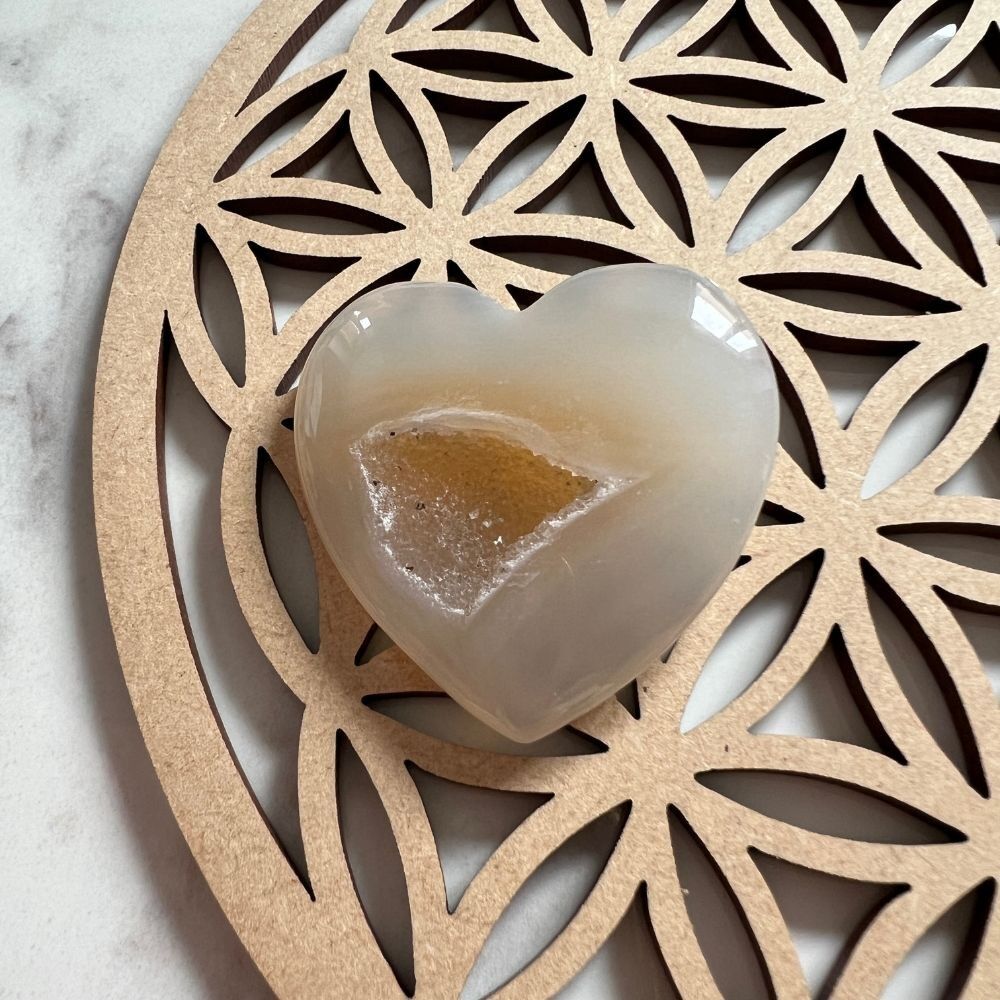 Energized Heart in Crystallized Agate - Protection Collection - Lulimylia