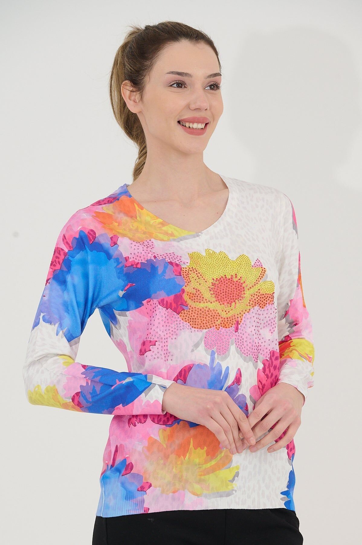 Pullover mit V-Ausschnitt – H-0002-16173