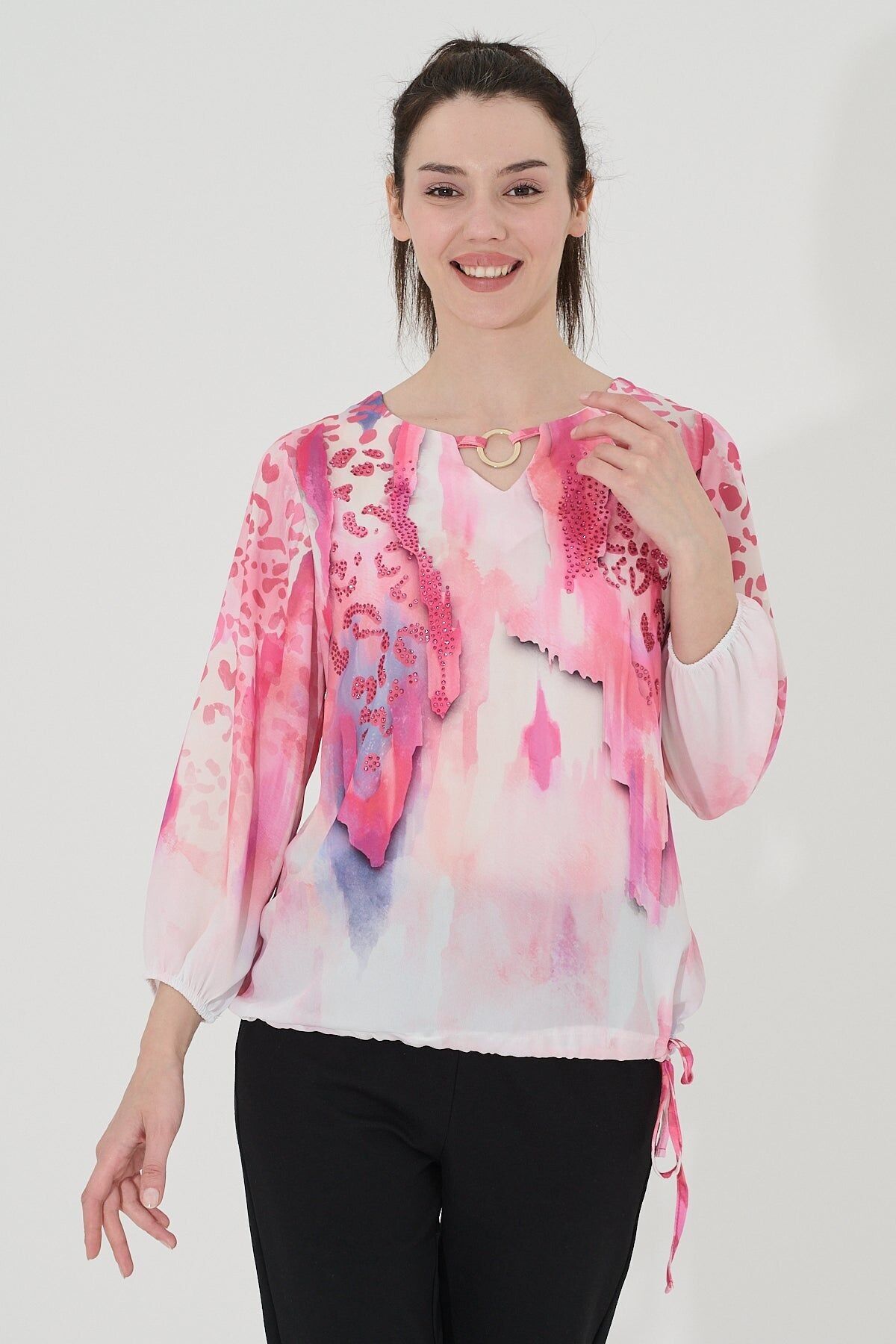 Gemusterte Strassbluse, - T-10850-7057