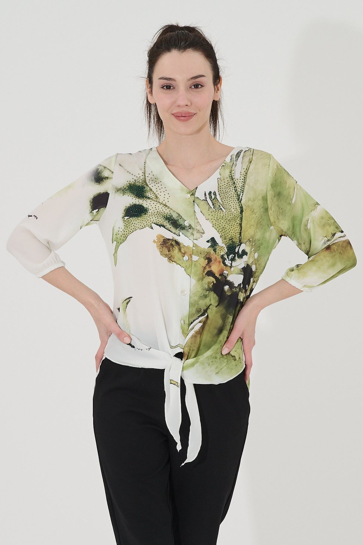 Incantevole camicetta con bottoni - T-9481-6920