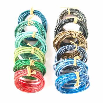 Packs de 12 lots de 10 bracelets colorés et waterproof en plastique recyclé, pack de 12 couleurs différentes 1