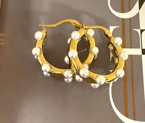 Earrings small pearls
