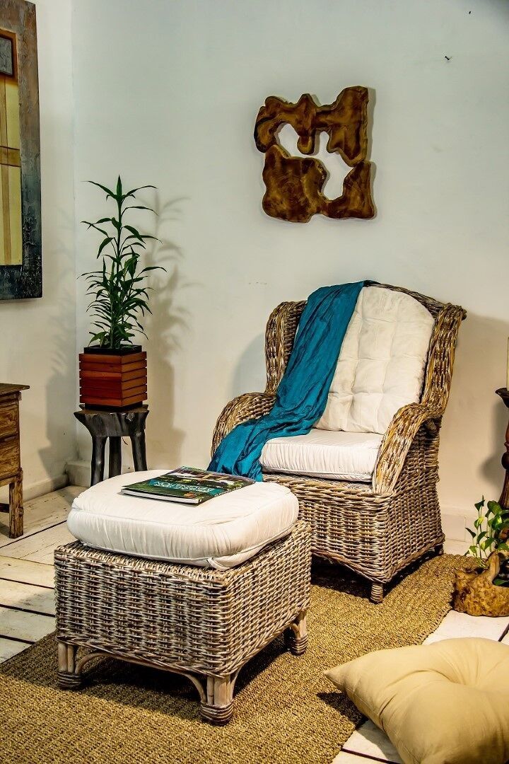 POLTRONA IN RATAN 73X75X100 CON POGGIAPIEDI E CUSCINI MB213887