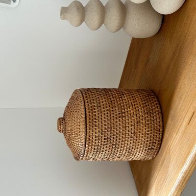 vaso in rattan