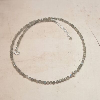 Halskette aus Labradorit und 925er Silber