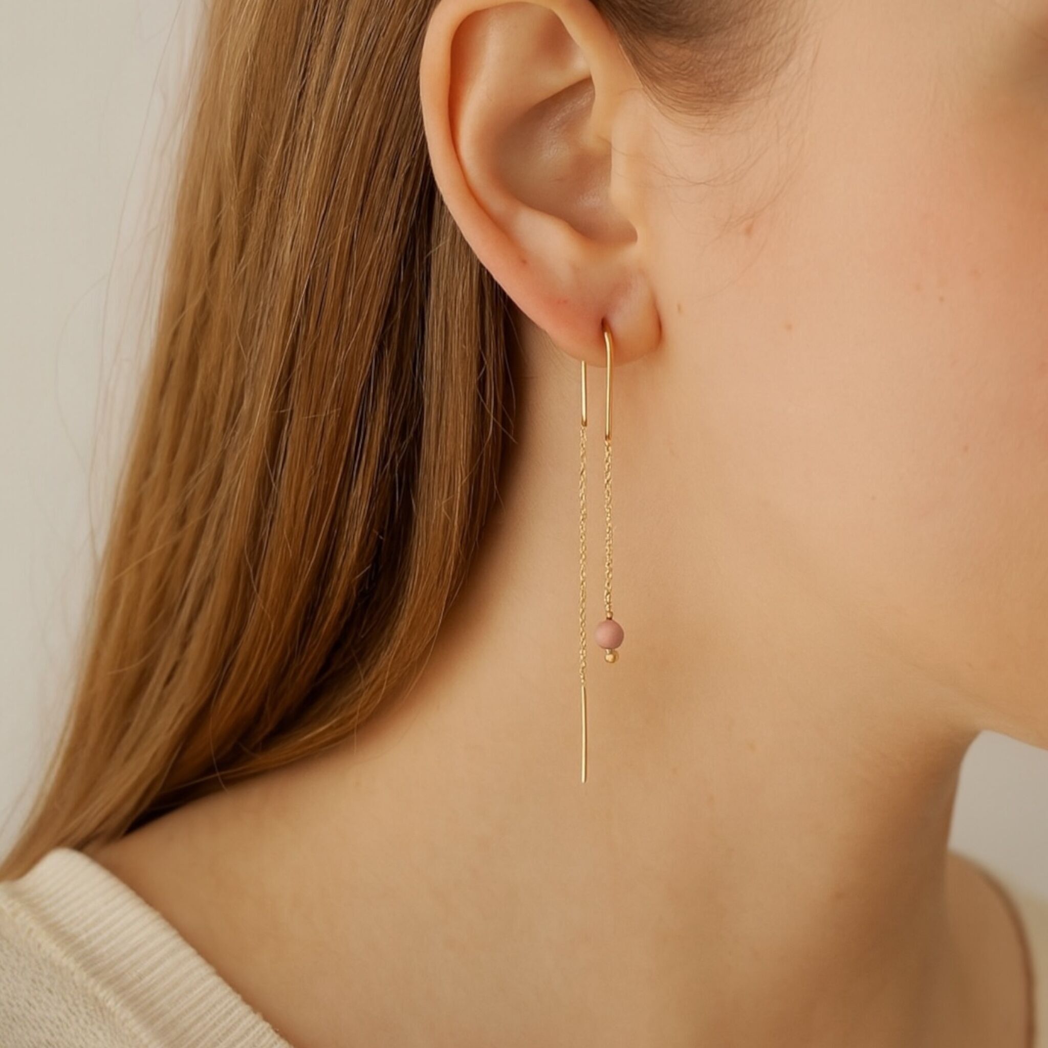 Ohrhänger aus goldfarbenem Edelstahl mit Rhodonitperle